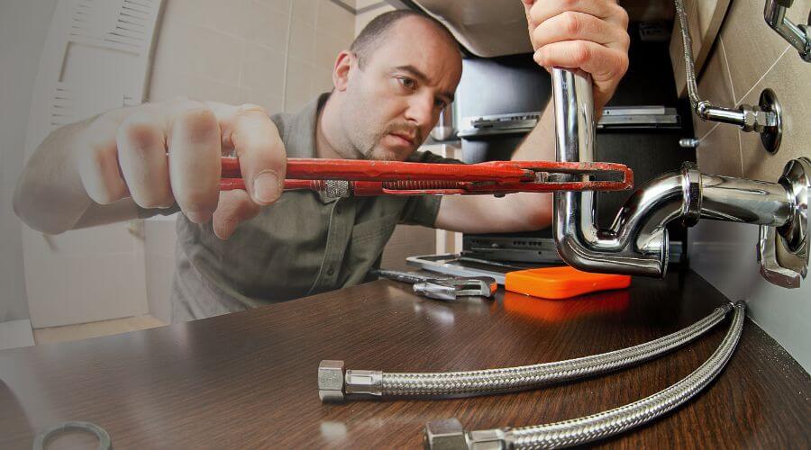 Expert burst pipe repair services in Bruner, MO